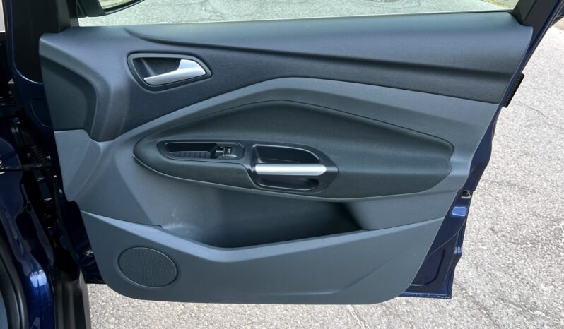FORD C-MAX  | FWD (przód) | Manualna |  KM | Granatowy full