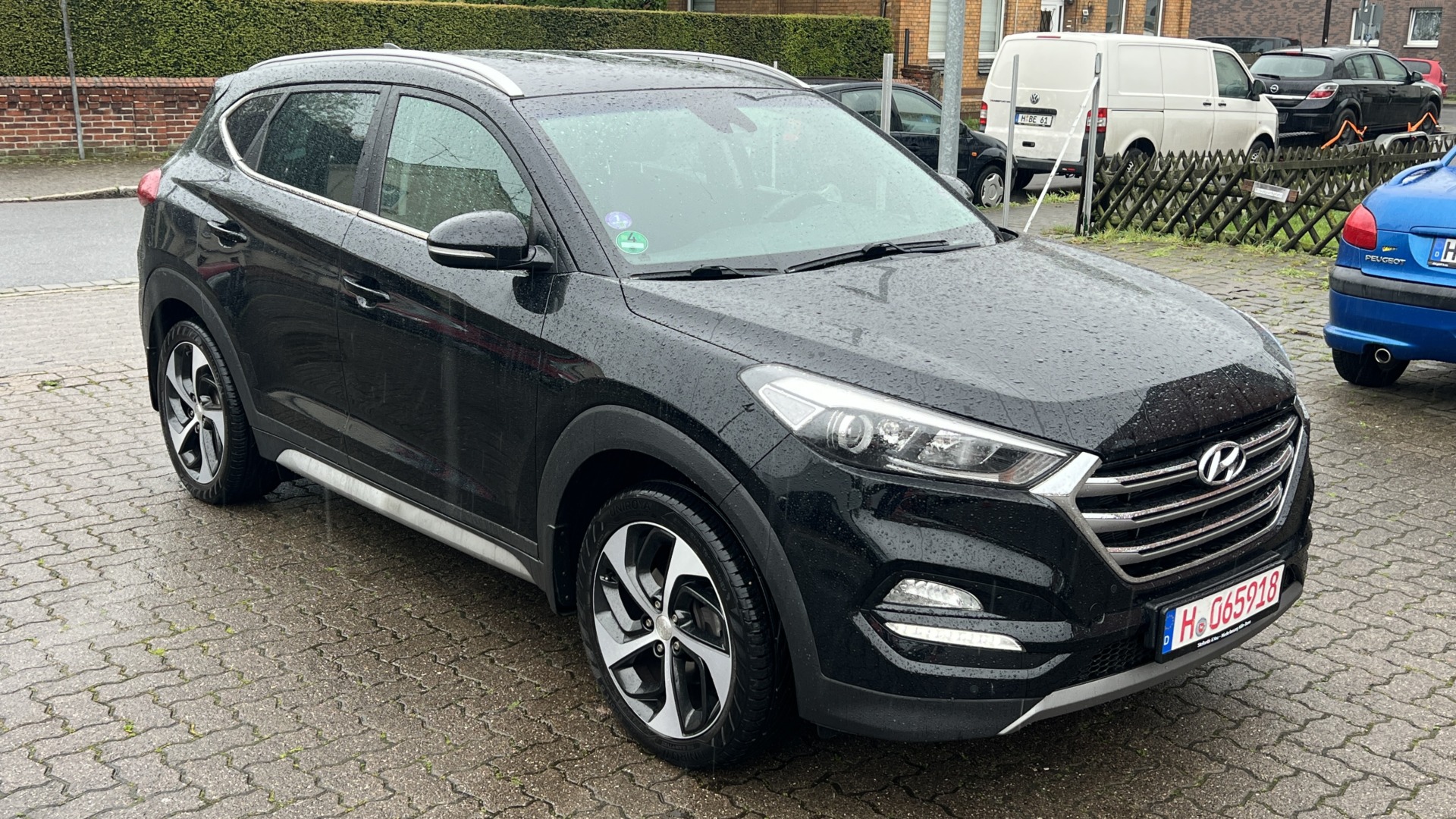 Hyundai Tucson  | Fwd (Przód) | Manualna | 177 Km | Czarny