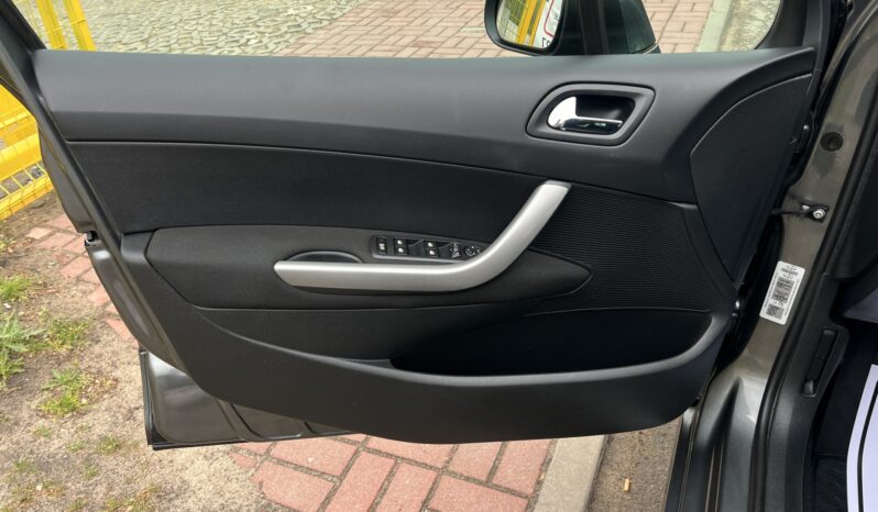 PEUGEOT 308  | FWD (przód) | Automatyczna | 112 KM | Szary full