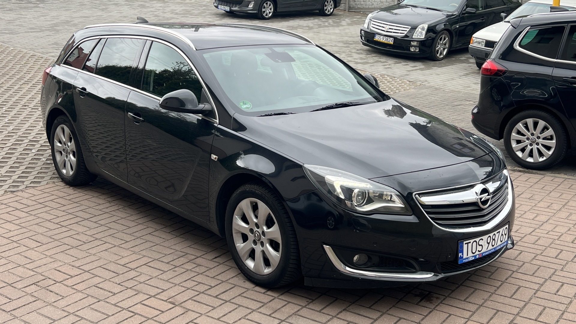 Opel Insignia  | Fwd (Przód) | Manualna | 170 Km | Czarny