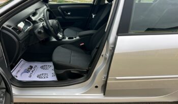 RENAULT Laguna  | FWD (przód) | Manualna | 110 KM | Srebrny full