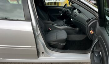 RENAULT Laguna  | FWD (przód) | Manualna | 110 KM | Srebrny full