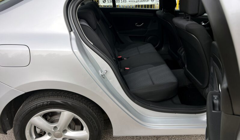 RENAULT Laguna  | FWD (przód) | Manualna | 110 KM | Srebrny full