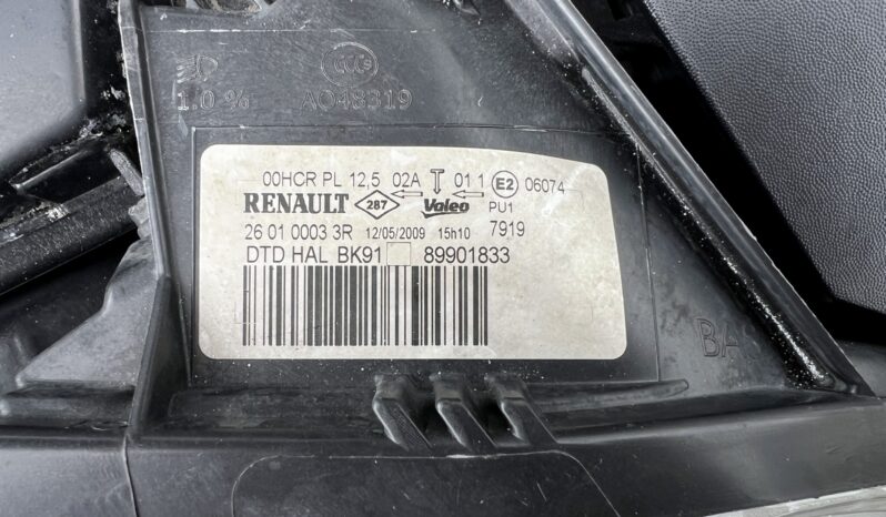 RENAULT Laguna  | FWD (przód) | Manualna | 110 KM | Srebrny full