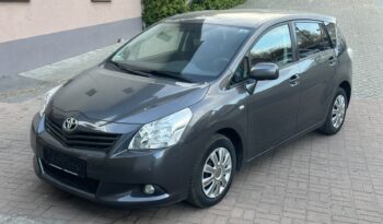 TOYOTA Verso | FWD (przód) | Manualna | 147 KM | Szary full
