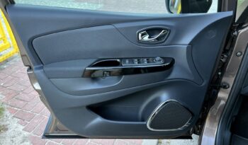 RENAULT Captur  | FWD (przód) | Manualna | 90 KM | Brązowy full