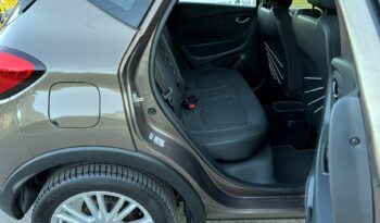 RENAULT Captur  | FWD (przód) | Manualna | 90 KM | Brązowy full