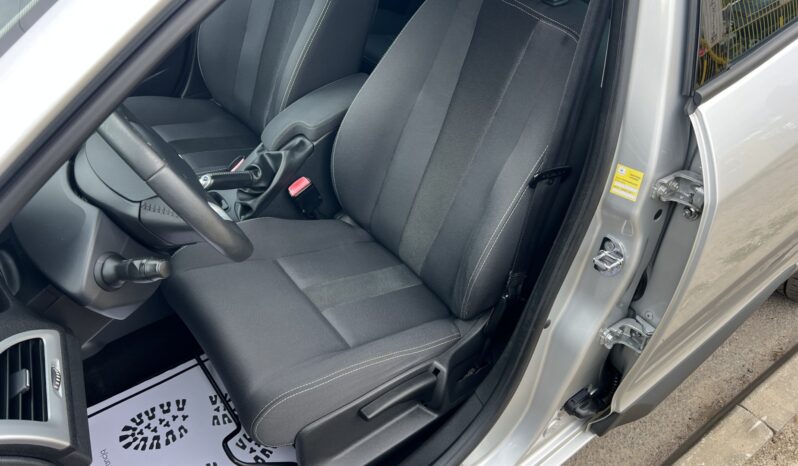 RENAULT Megane  | FWD (przód) | Manualna | 110 KM | Srebrny full