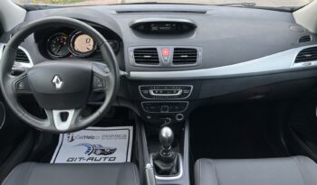 RENAULT Megane  | FWD (przód) | Manualna | 110 KM | Srebrny full