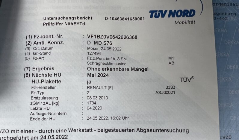 RENAULT Megane  | FWD (przód) | Manualna | 110 KM | Srebrny full