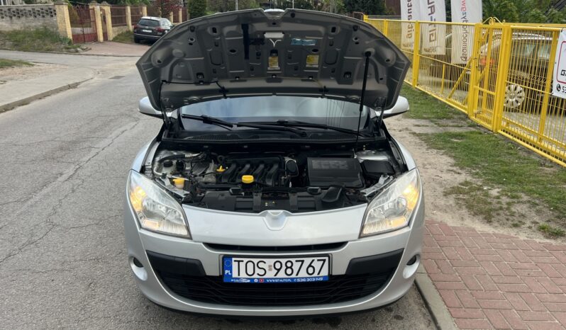 RENAULT Megane  | FWD (przód) | Manualna | 110 KM | Srebrny full