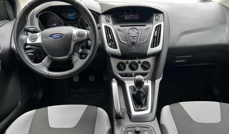 FORD Focus  | przedni | Manualna | 105 KM | inny full
