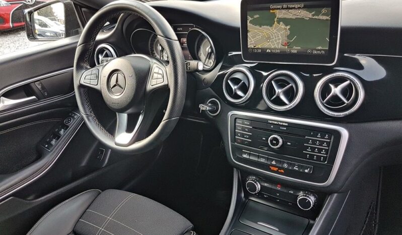 MERCEDES-BENZ CLA  | FWD (przód) | Automatyczna | 156 KM | Szary full