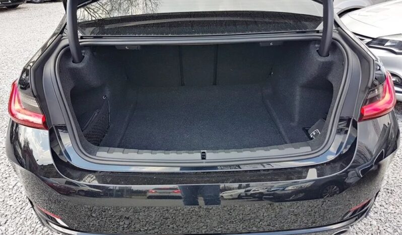 BMW Seria 3 | 4×4 (stały) | Automatyczna | 286 KM | Czarny full