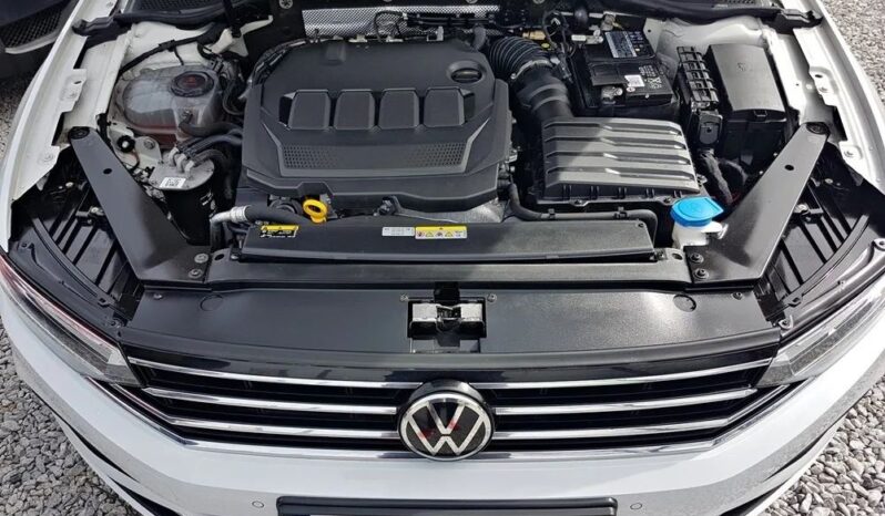 VOLKSWAGEN Passat  | FWD (przód) | Manualna | 150 KM | Biały full