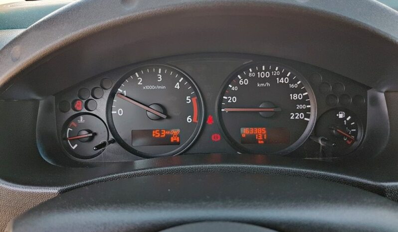 NISSAN Navara  | 4×4 (doł. ręcznie) | Manualna | 190 KM | Zielony full
