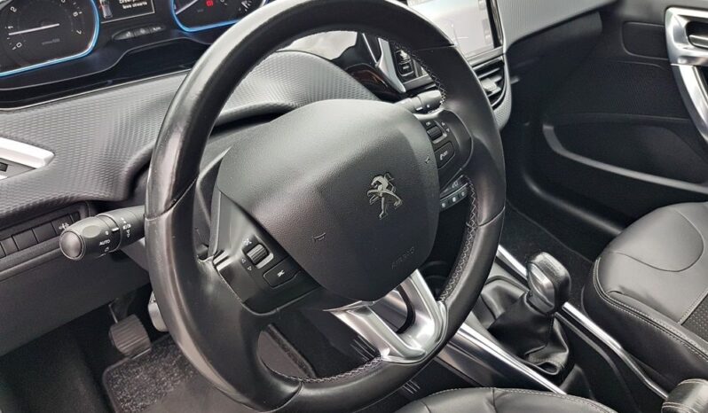 PEUGEOT 2008  | FWD (przód) | Manualna | 120 KM | Czarny full