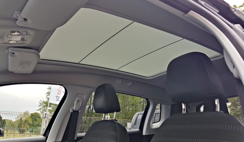 PEUGEOT 2008  | FWD (przód) | Manualna | 120 KM | Czarny full