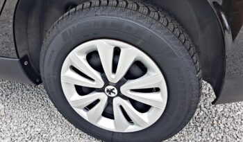 PEUGEOT 2008  | FWD (przód) | Manualna | 120 KM | Czarny full
