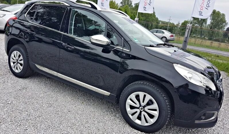 PEUGEOT 2008  | FWD (przód) | Manualna | 120 KM | Czarny full