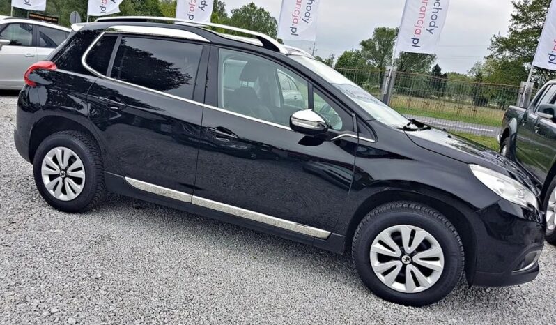 PEUGEOT 2008  | FWD (przód) | Manualna | 120 KM | Czarny full