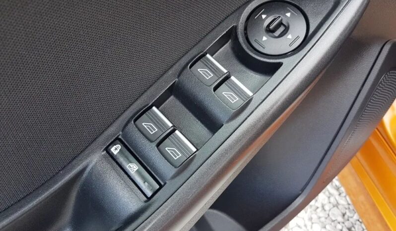 FORD Focus  | FWD (przód) | Manualna | 125 KM | Inny kolor full