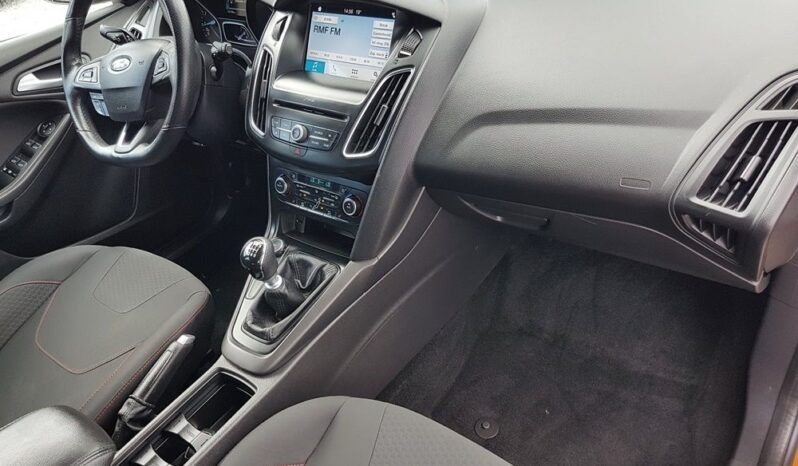 FORD Focus  | FWD (przód) | Manualna | 125 KM | Inny kolor full