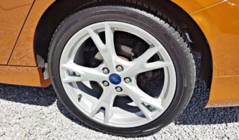FORD Focus  | FWD (przód) | Manualna | 125 KM | Inny kolor full