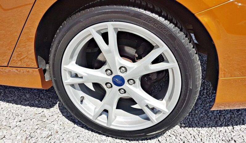 FORD Focus  | FWD (przód) | Manualna | 125 KM | Inny kolor full