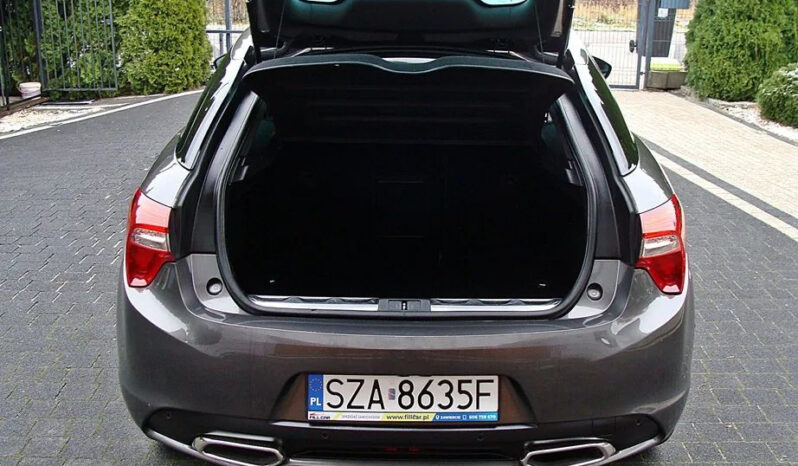 DS Automobiles   DS 5    149 KM    Automatyczna    FWD (przód)    Szary full