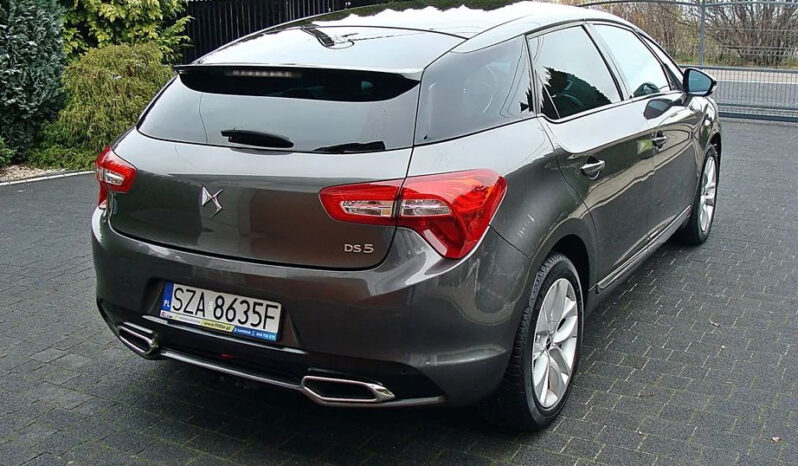 DS Automobiles   DS 5    149 KM    Automatyczna    FWD (przód)    Szary full