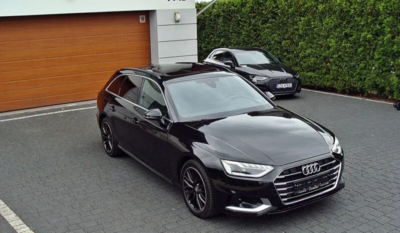 AUDI   A4     163 KM    Automatyczna    FWD (przód)    Czarny full