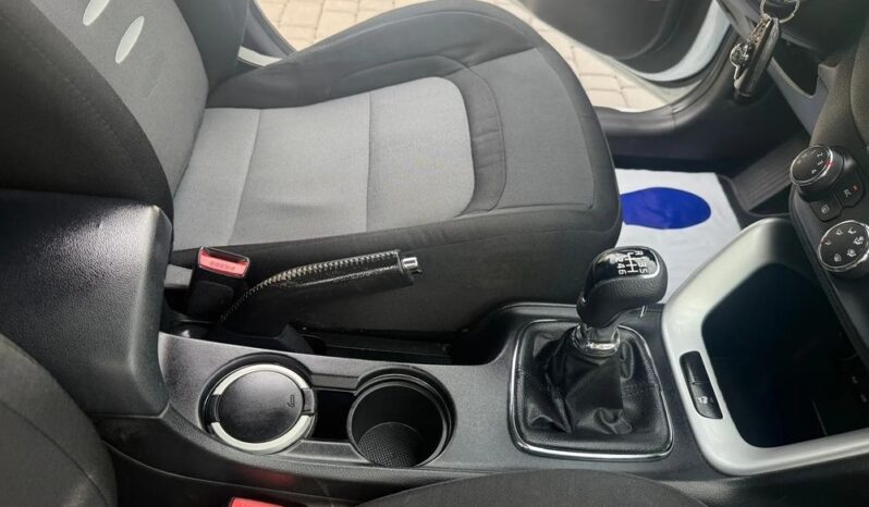KIA Ceed  | FWD (przód) | Manualna | 90 KM | Biały full