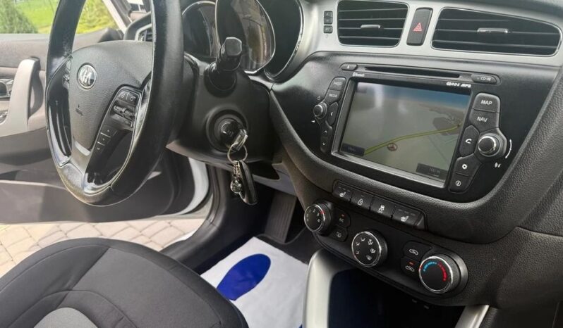 KIA Ceed  | FWD (przód) | Manualna | 90 KM | Biały full
