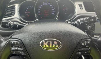 KIA Ceed  | FWD (przód) | Manualna | 90 KM | Biały full