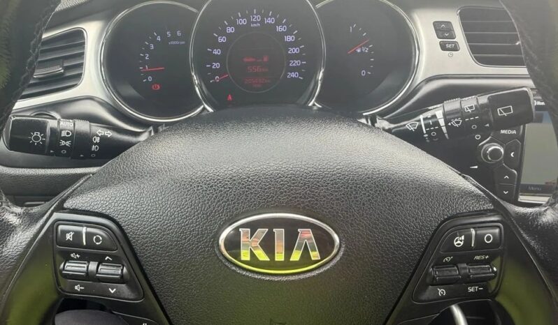 KIA Ceed  | FWD (przód) | Manualna | 90 KM | Biały full