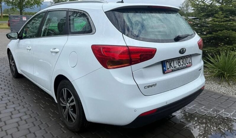 KIA Ceed  | FWD (przód) | Manualna | 90 KM | Biały full