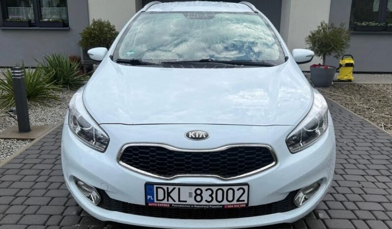 KIA Ceed  | FWD (przód) | Manualna | 90 KM | Biały full