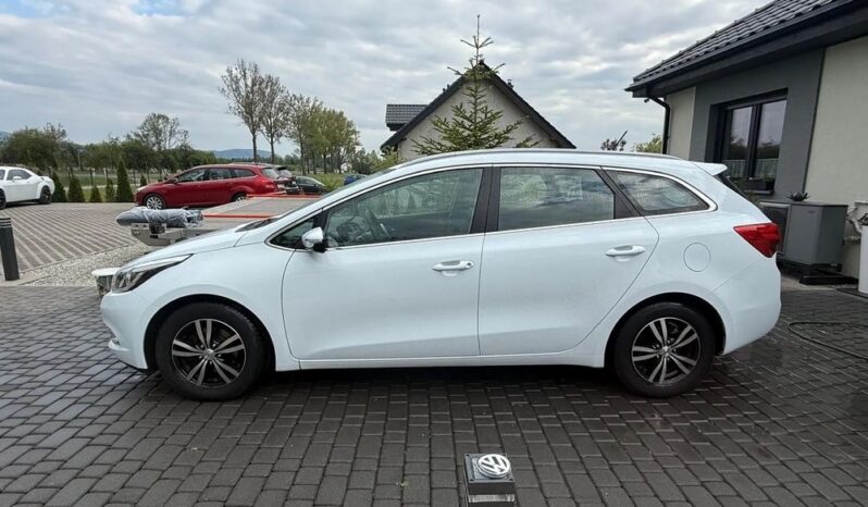 KIA Ceed  | FWD (przód) | Manualna | 90 KM | Biały full