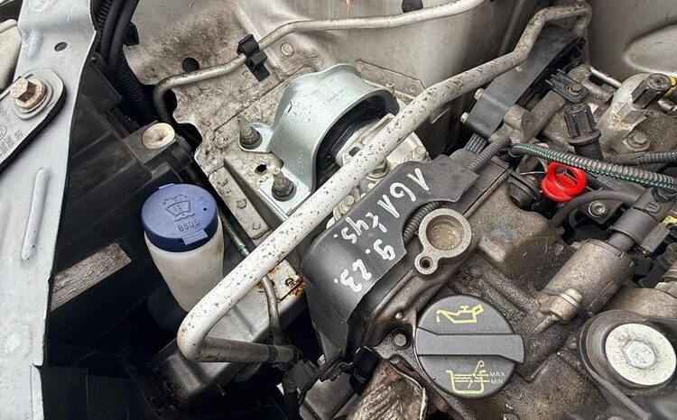 FIAT 500  | FWD (przód) | Manualna | 69 KM | Srebrny full