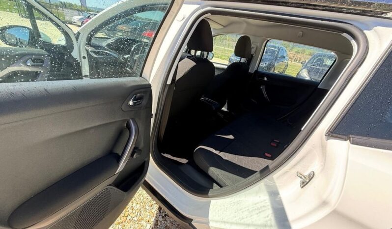 PEUGEOT 2008  | FWD (przód) | Manualna | 82 KM | Biały full