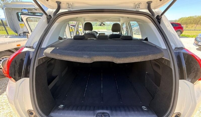 PEUGEOT 2008  | FWD (przód) | Manualna | 82 KM | Biały full