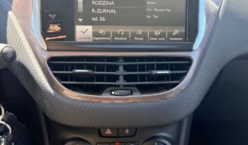 PEUGEOT 2008  | FWD (przód) | Manualna | 82 KM | Biały full
