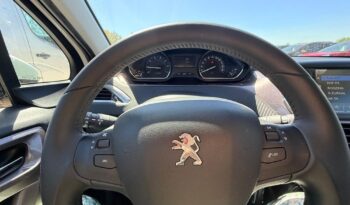 PEUGEOT 2008  | FWD (przód) | Manualna | 82 KM | Biały full