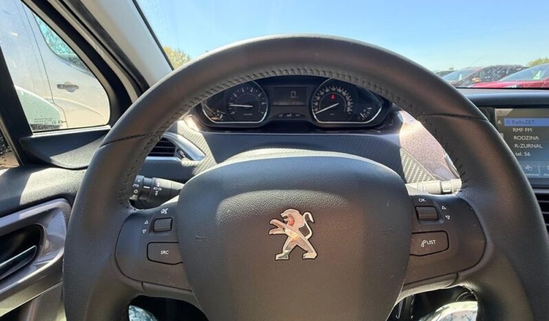 PEUGEOT 2008  | FWD (przód) | Manualna | 82 KM | Biały full