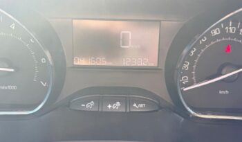 PEUGEOT 2008  | FWD (przód) | Manualna | 82 KM | Biały full