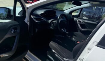PEUGEOT 2008  | FWD (przód) | Manualna | 82 KM | Biały full