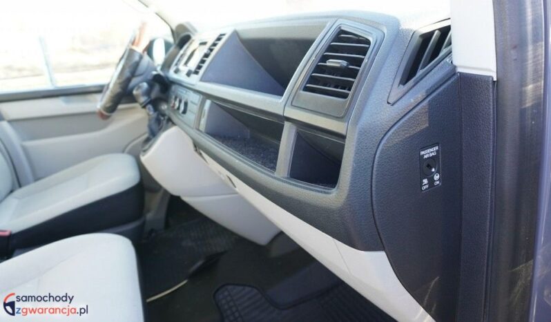 VOLKSWAGEN Transporter | FWD (przód) | Manualna | 150 KM | Szary full