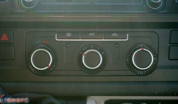 VOLKSWAGEN Transporter | FWD (przód) | Manualna | 150 KM | Szary full