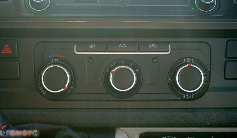VOLKSWAGEN Transporter | FWD (przód) | Manualna | 150 KM | Szary full